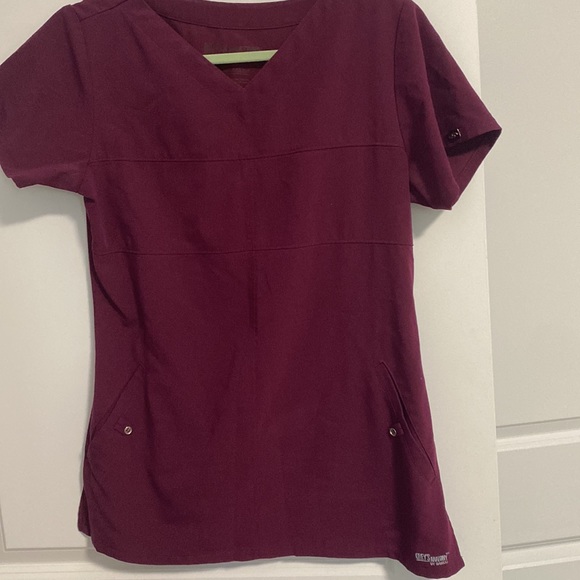 2 greys anatomy scrub tops - Picture 3 of 4